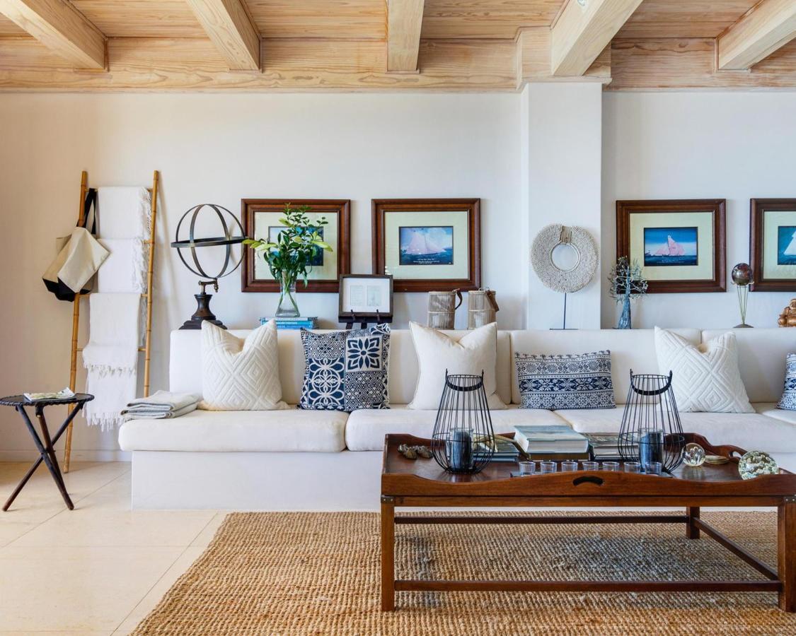 Del Mar: Luxurious Sea View In Bantry Bay Villa *